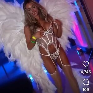 6” Angel Wings - For Rent Locally, San Diego, CA